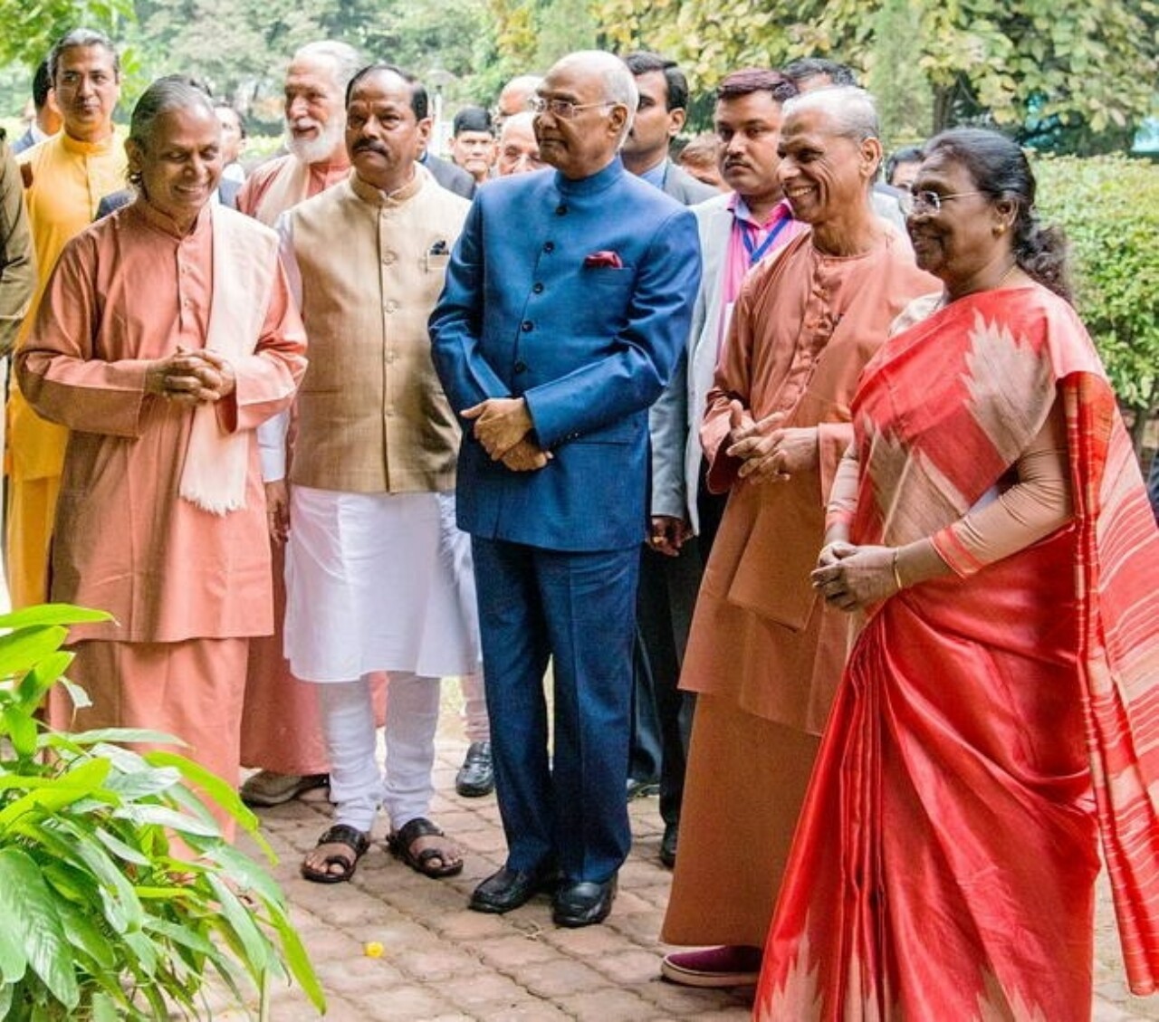 श्री मद् भगवद्गीता – ईश्वर अर्जुन संवाद के हिन्दी संस्करण का विमोचन